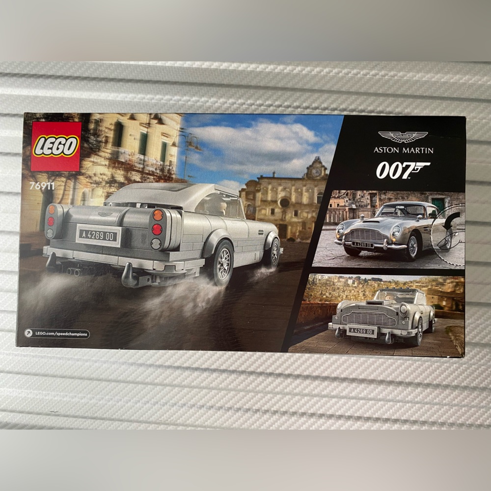 LEGO X ASTON MARTIN